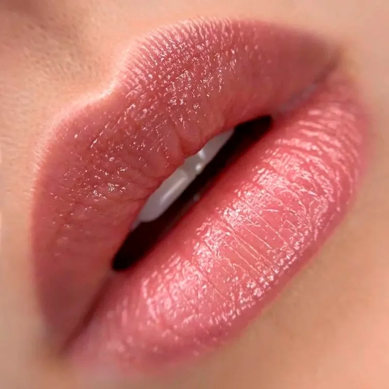 Maquillage permanent levres