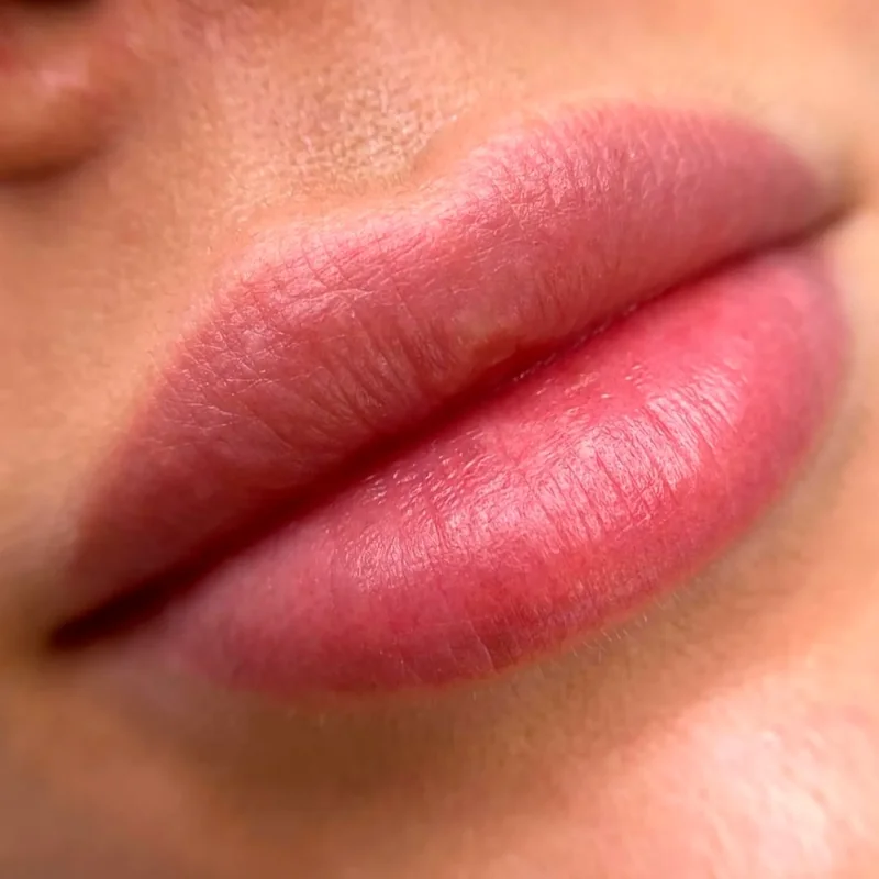 Maquillage permanent levres