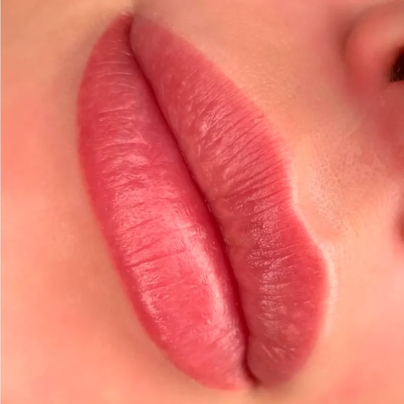 Maquillage permanent levres